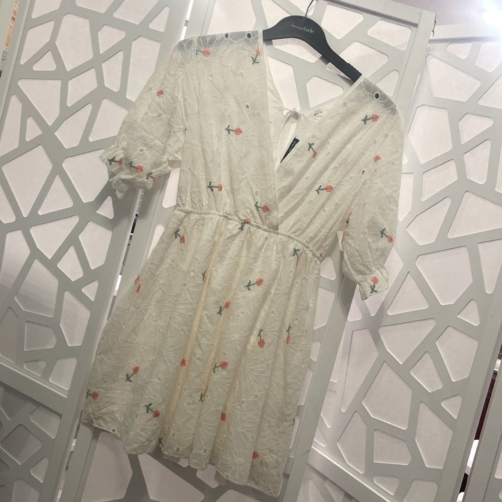 Excellent condition. Worn  once